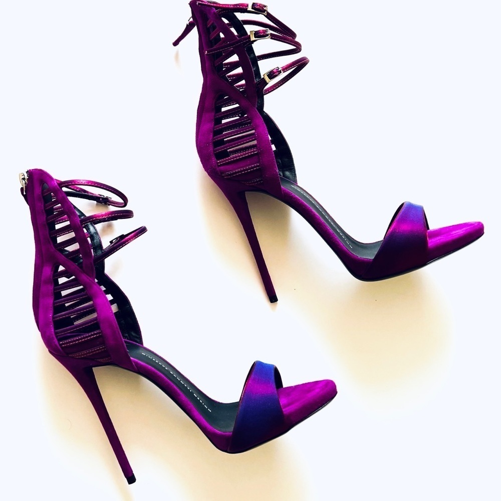 Giuseppe Zanotti Limited Edition Magenta Pink Strap Buckle Sandal Heels 38 - Picture 3 of 11